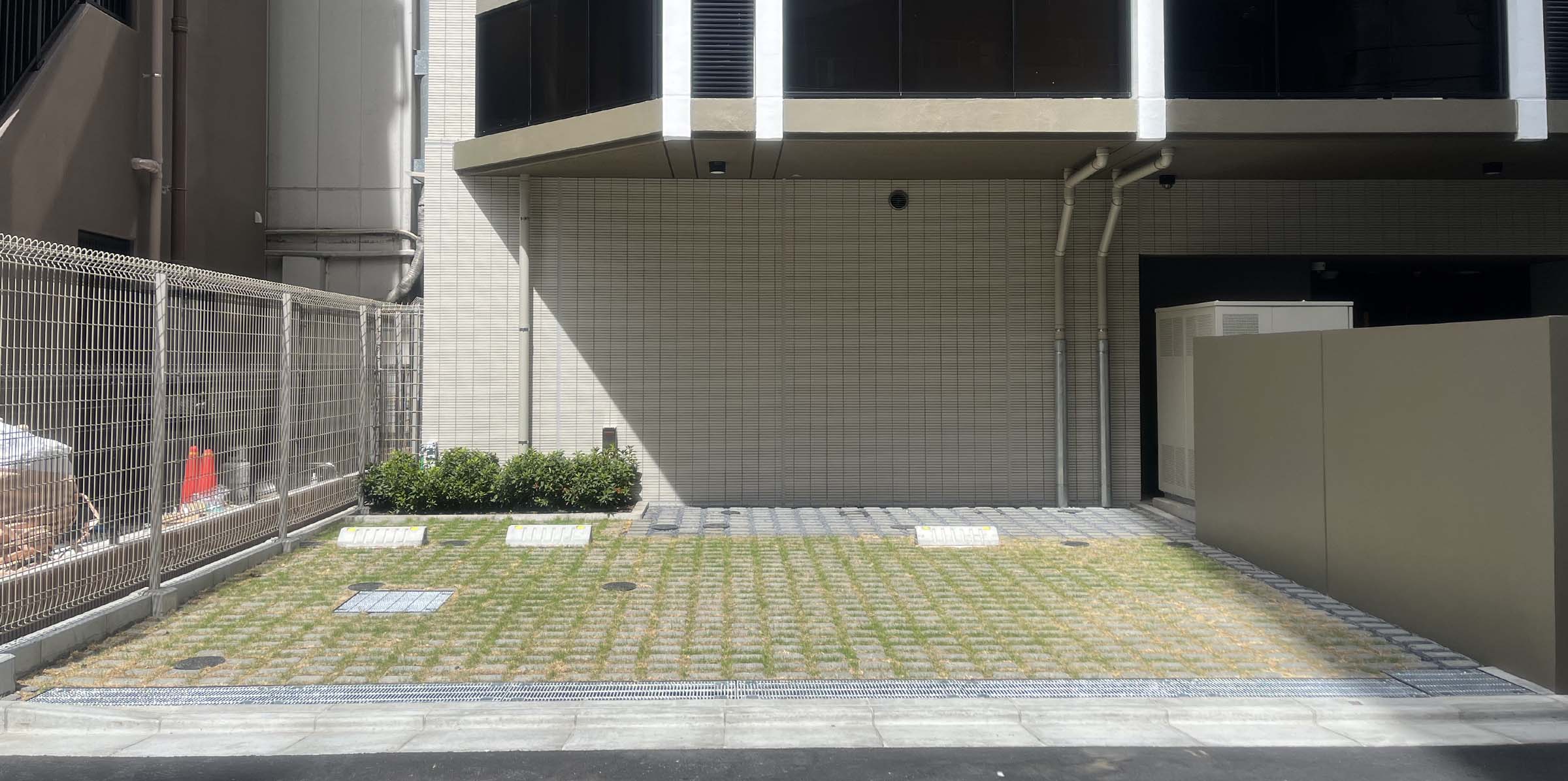 駐輪場 南西側